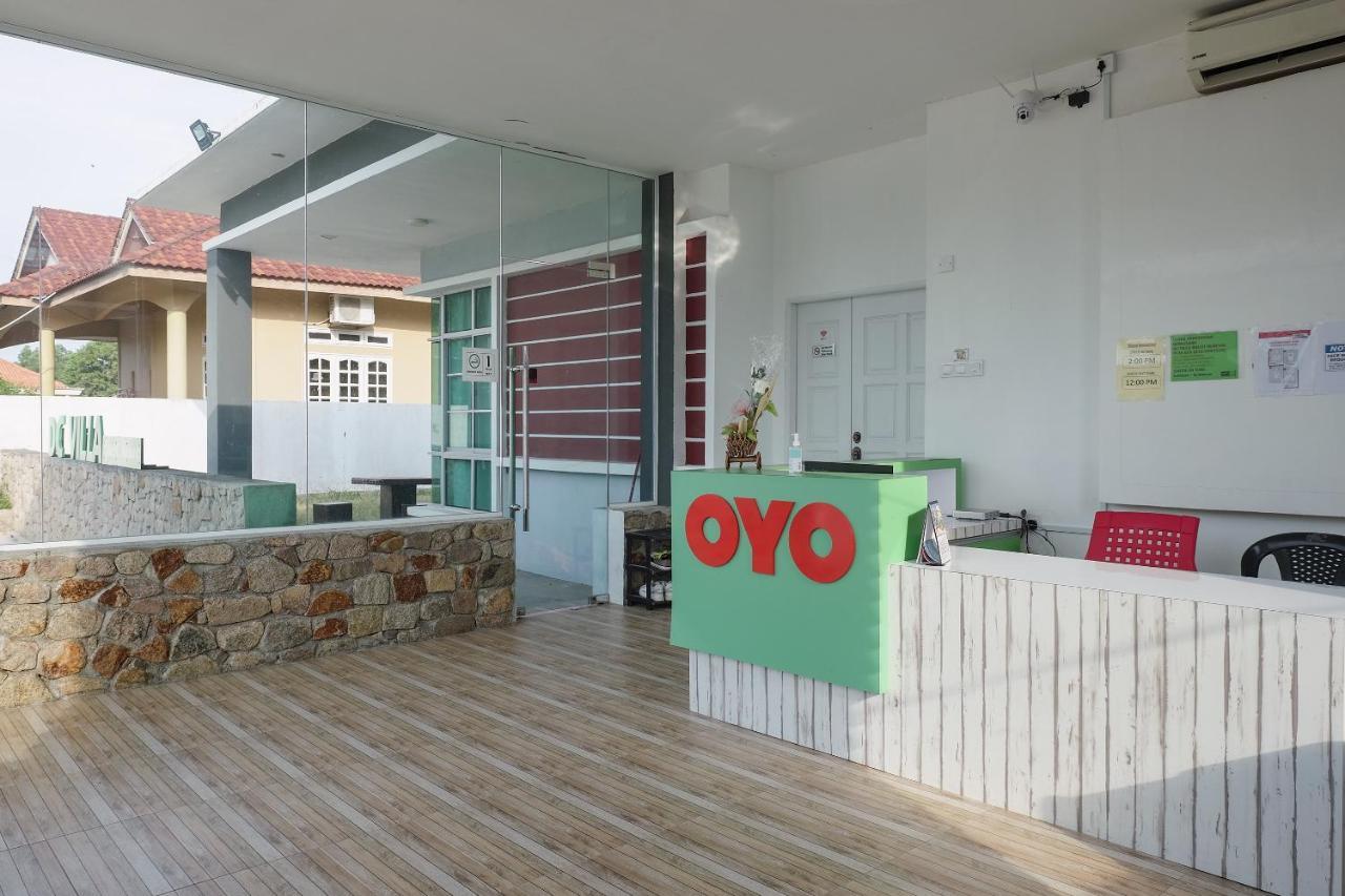 Oyo 90005 Dc Villa Guest House Kuala Rompin Ngoại thất bức ảnh