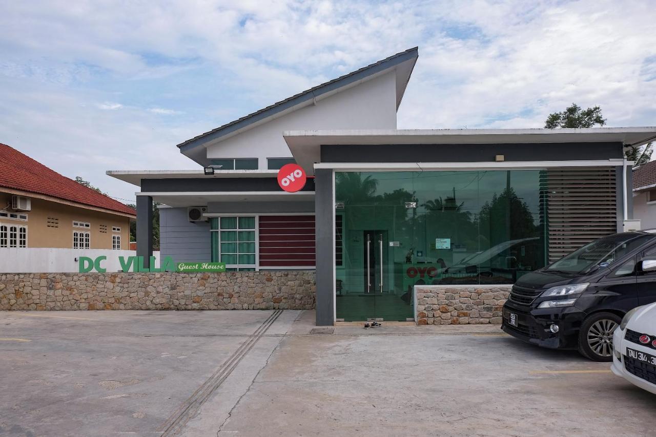Oyo 90005 Dc Villa Guest House Kuala Rompin Ngoại thất bức ảnh