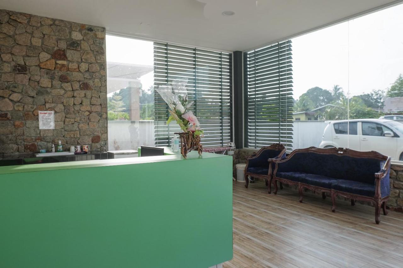 Oyo 90005 Dc Villa Guest House Kuala Rompin Ngoại thất bức ảnh